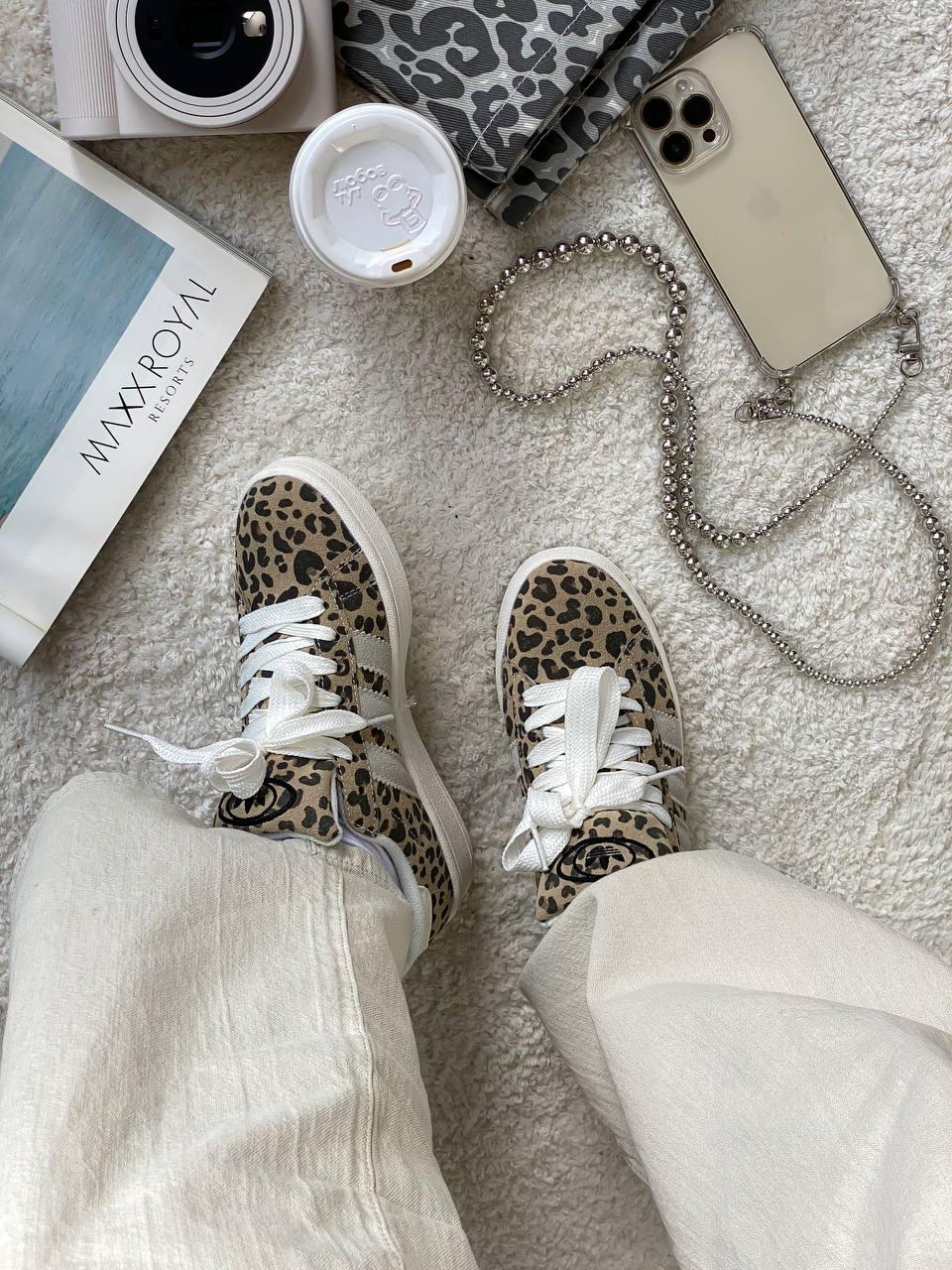 6824553104_w640_h640_zhenskie-krossovki-adidas