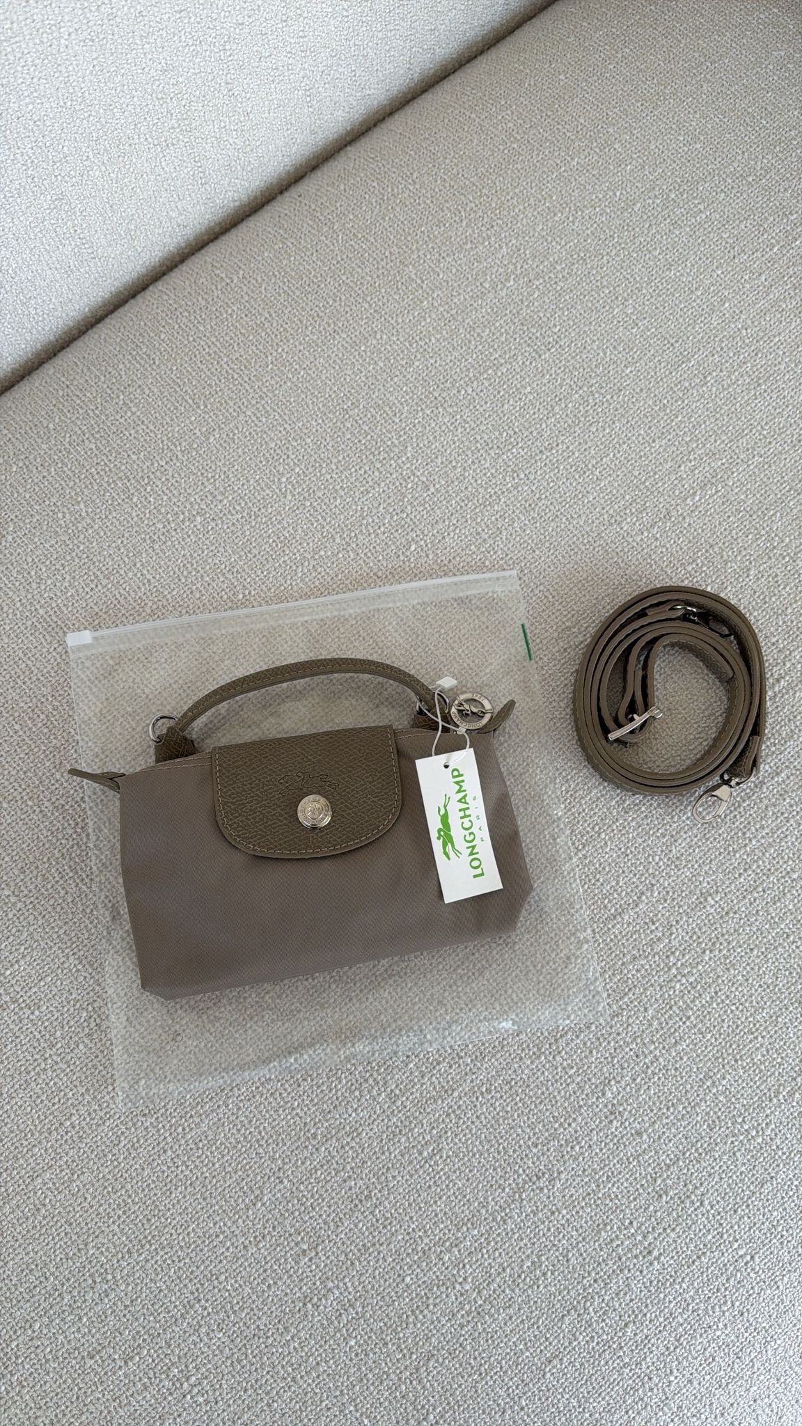 328e3229-e4d1-46b3-98ee-d3bb931f1f81